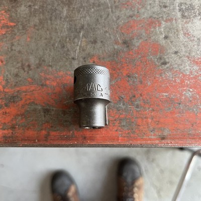 Mac Tools  1/2 Inch Drive 6 point impact socket VP6 10mmR