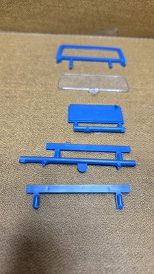 JEEP CJ-7  WINDSHIELD TAILGATE & BUMPERS   1/24 Scale Monogram NEW Model PARTS