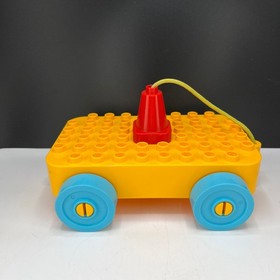 LEGO Duplo Toddler Build and Pull Along (10554) 15 pcs Starter Set + 17 More Pc.