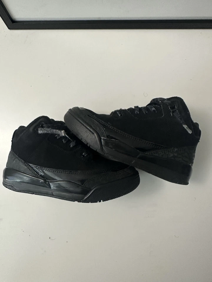 Tênis Nike Air Jordan 3 retrô preto gato DM0968-001 criança juvenil tamanho 11C - Imagem 2 de 4