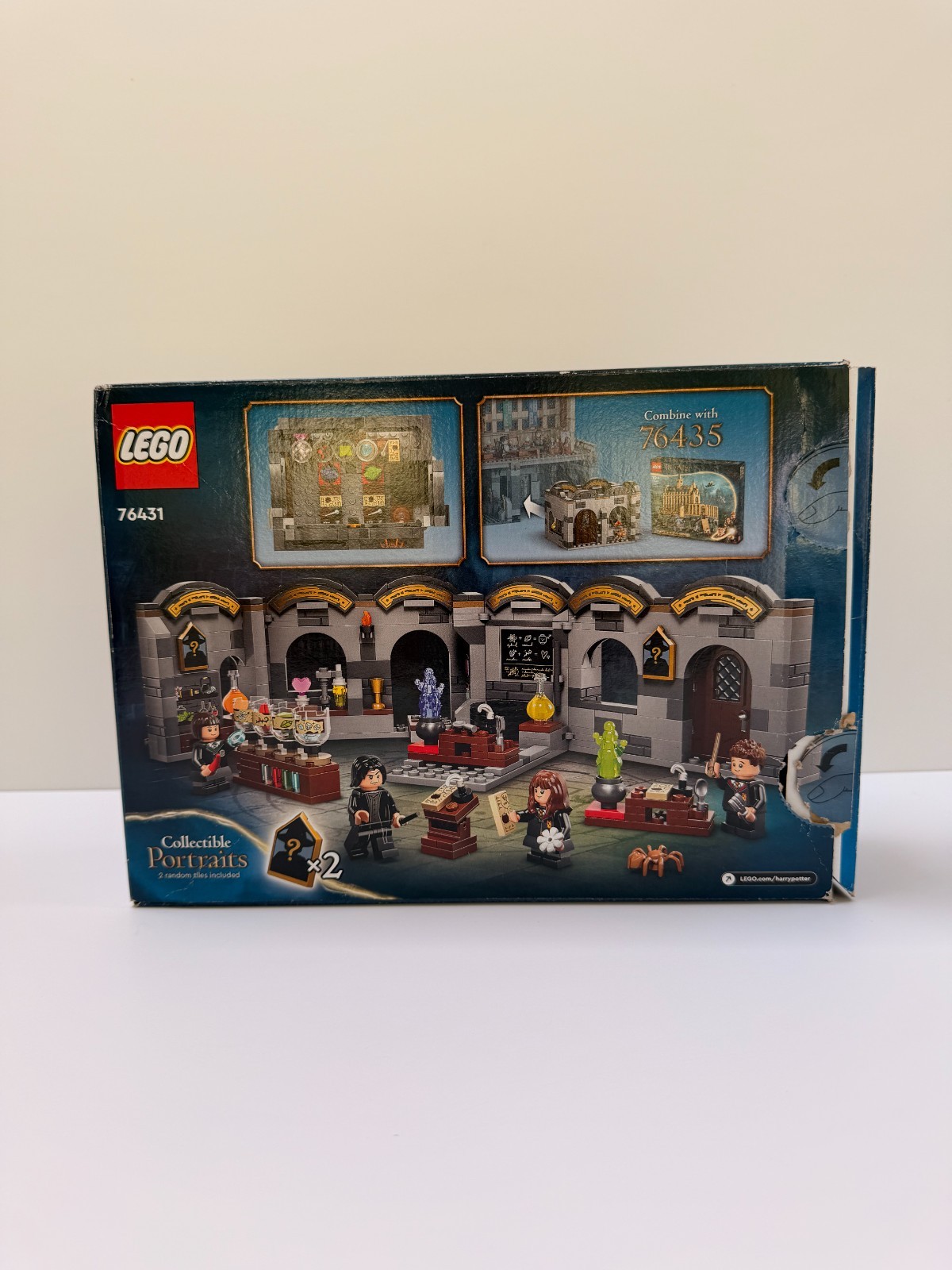LEGO Harry Potter - Hogwarts Castle: Potions Class (76431) RETIRED