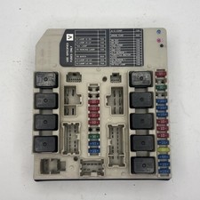 2007-2011 Nissan Sentra Versa Fuse Box V Body...