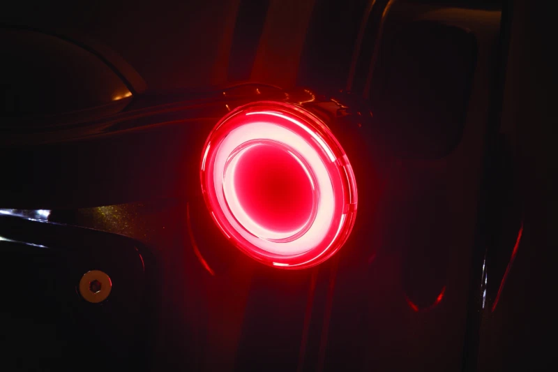 Insertos de señal de giro trasera LED Kuryakyn Tracer * Se adapta a Harley Davidson FLHX y amplificador; Foto 3 de 4