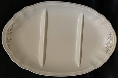 RARE Pfaltzgraff Retired Heirloom Serving Dish 3 Section Divided 12.25'' x 7.5''