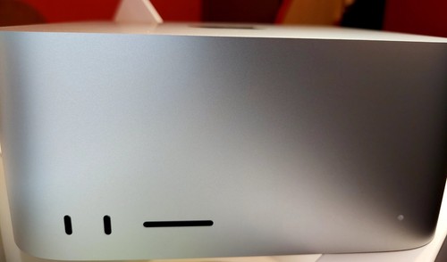 Apple Mac Studio M1 Max Chip 10 Core CPU 24 Core GPU U.M. 32 GB SSD 512 GB - Zdjęcie 10 z 13