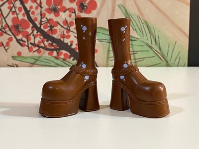Botas De Muñeca Bratz Yasmin plataformas original artículo raro pásate por  nuestra tienda! | eBay