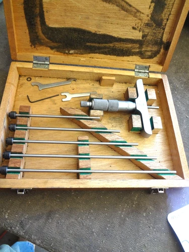 Mitutoyo Depth Micrometer DMC 129-131 4-4” Made In Japan 