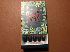 Short Square Press On Nails New In Box Boughs Of Holly