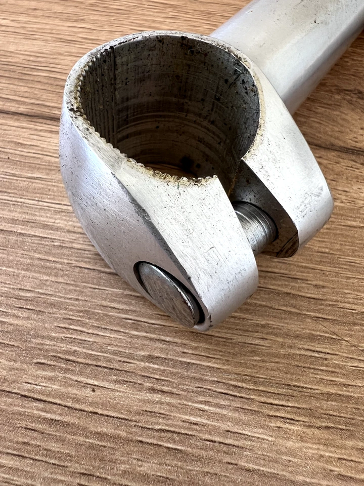 Piezas retro Cinelli Quill Stem | 115 mm | Dirección 22,2 mm | Abrazadera de 25,4 mm Foto 3 de 4