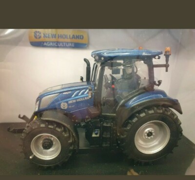 NewHolland T5.140 1/32 ユニバーサルホビー UNIVERSAL HOBBIES - Tracteur NEW- HOLLAND T5-140 Blue Power - 1/32