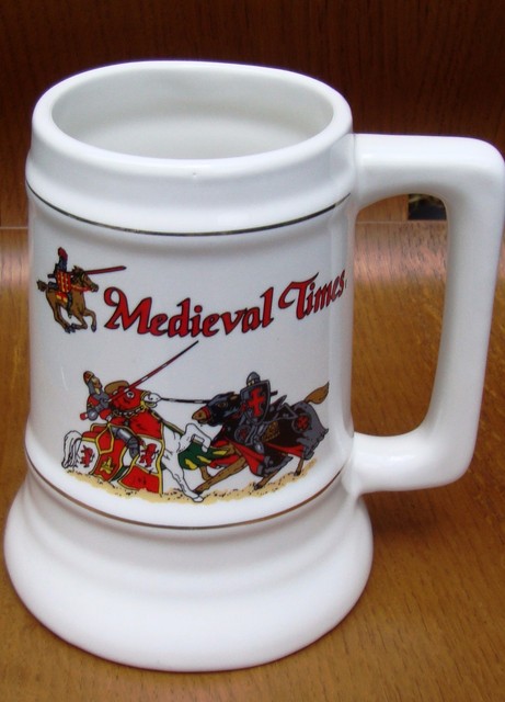 Medieval Times Dinner Tournament Souvenir Beer Stein Mug 26 FL OZ Medieval Times Dinner Tournament Souvenir Beer Stein Mug 26 FL OZ