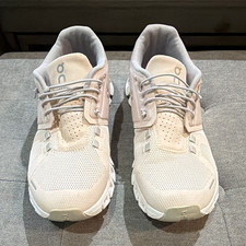 On Cloud 5 Beige Mesh Low Top Lace-Up Athleti...
