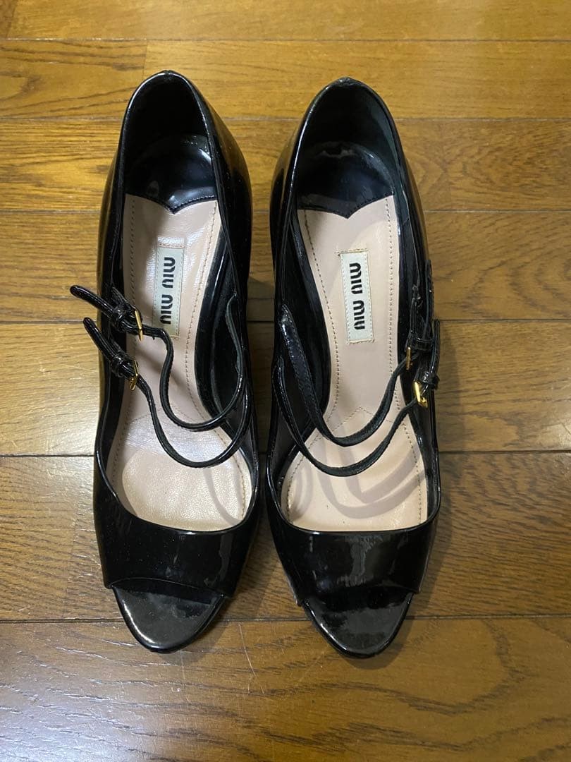 Rare Miu Miu Patent Leather Mary Jane Heels 36 EU 6 US Black Pumps