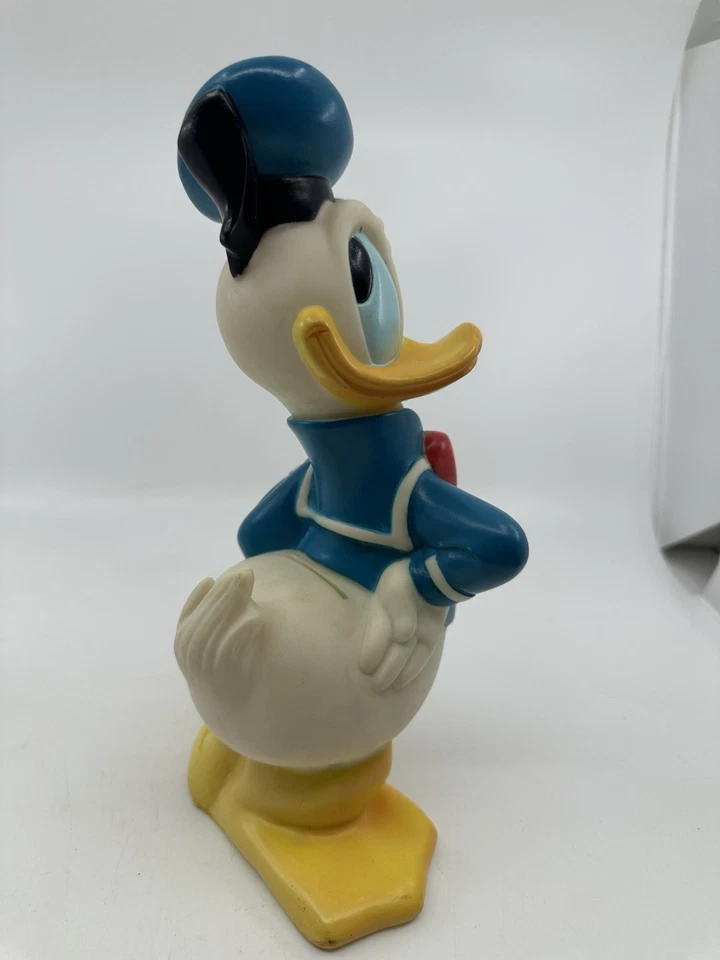 Vintage Disney Donald Duck Coin Bank Piggy Bank by Illco 11” Walt Disney Co. - Image 4 of 4