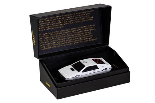 James Bond 007 - Spy Who Loved Me - Lotus Esprit - Corgi CC04514 Brand New - Picture 4 of 5