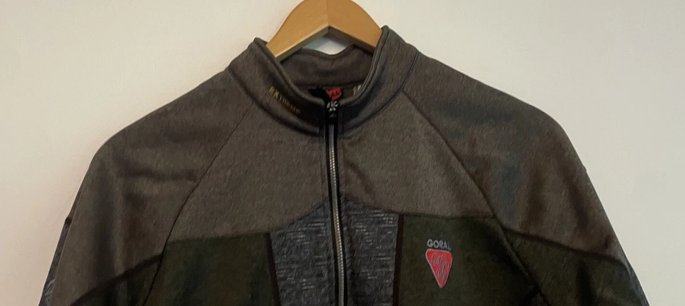 GORAL EXTREME SUPREME APEX Mens Khaki Green Grey Jacket Size Small Full Zipper - Image 2 of 4