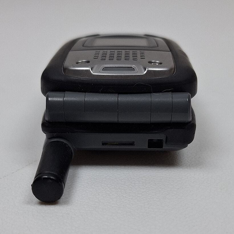 Sanyo SCP7300 Silver/Black Flip Phone (Sprint) eBay