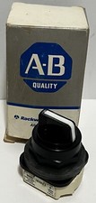 ALLEN-BRADLEY 800H-JR4KE7 SERIES F 30MM 3 POSITION SELECTOR SWITCH