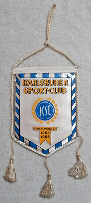 Vieux Fanion Du Karlsruher SC (KSC) - Souvenir Bundesliga Vintage Des Années Passées