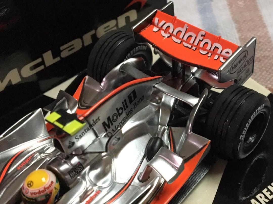 Minichamps 1/43 Mclaren Mp4-22 Hamilton Debut Race