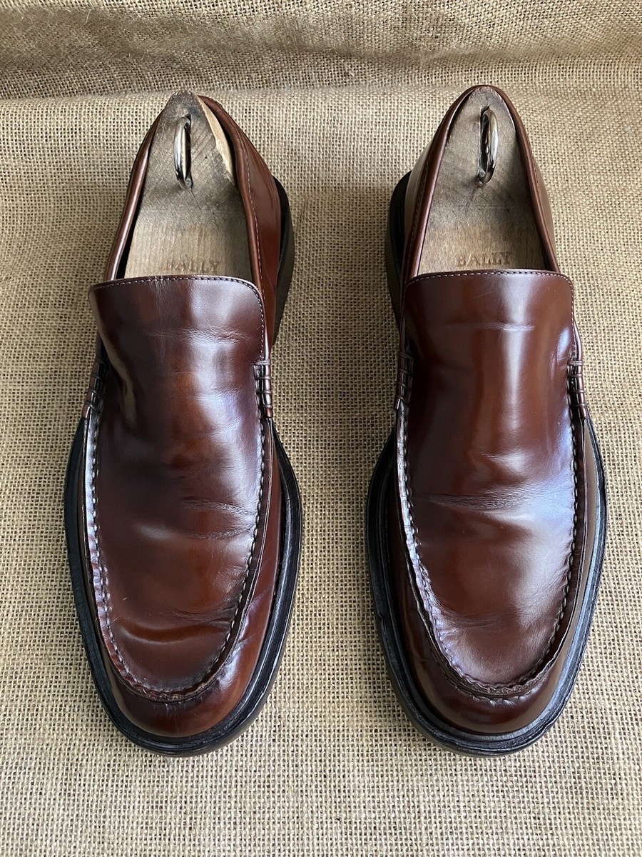 Gucci Brown Leather Slip-On Loafers Dark Brown Leather Gucci Jordaan Loafer | GUCCI® US main image 2
