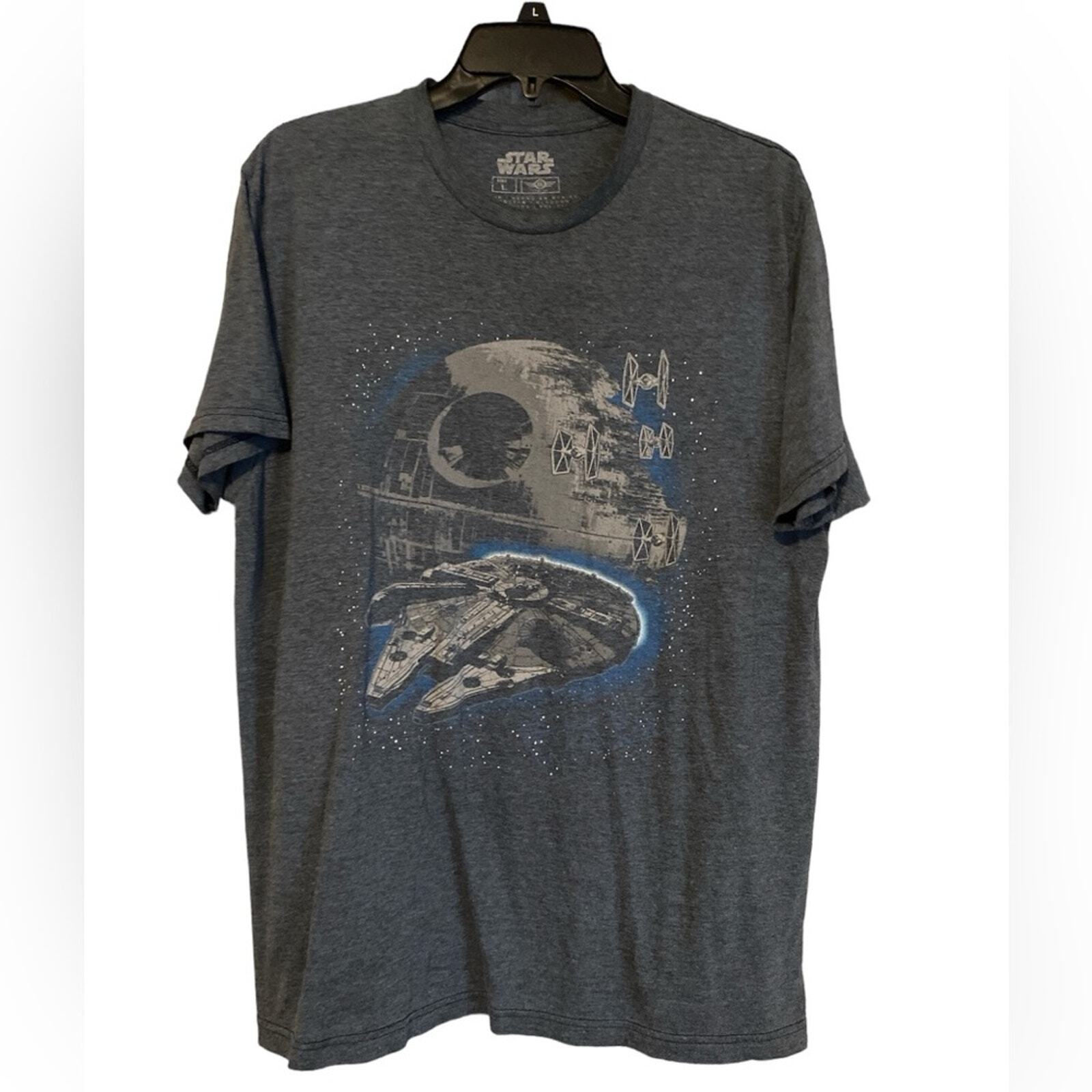 Star Wars Millennium Falcon graphic tee for men in size large  