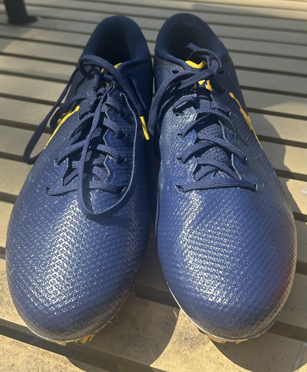 u of m football cleats