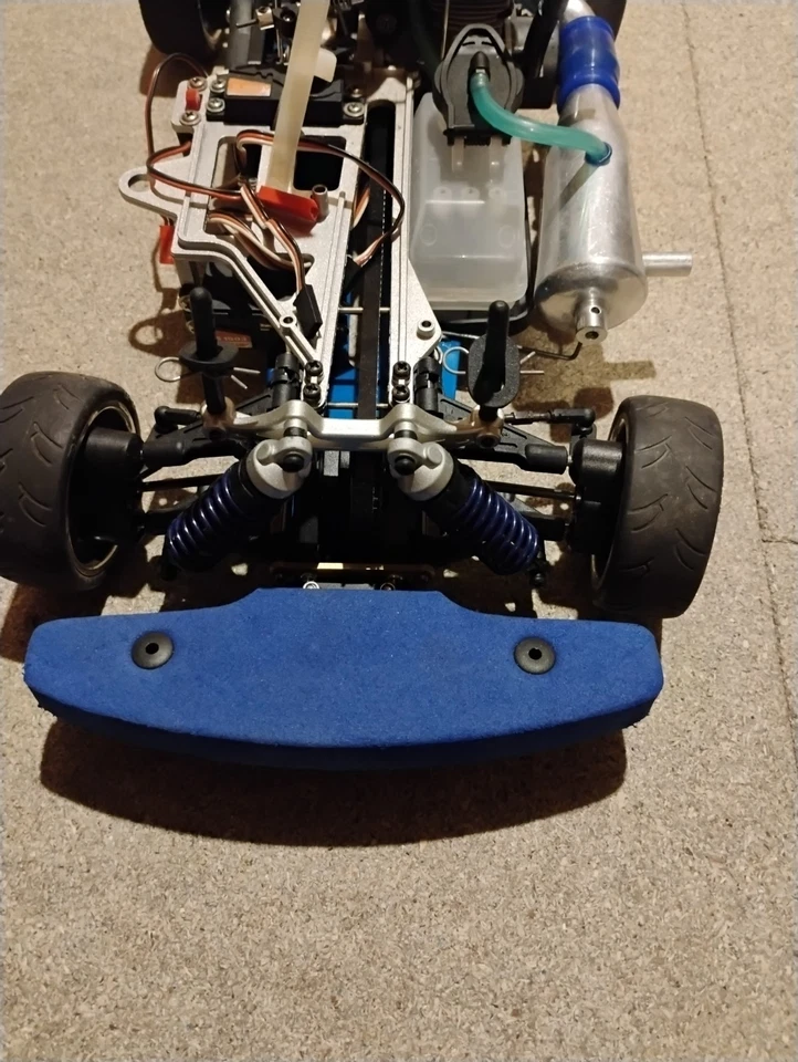 Thunder Tiger TS4N 1/10 Nitro Car Pro 12 UK seller  - Image 3 of 4