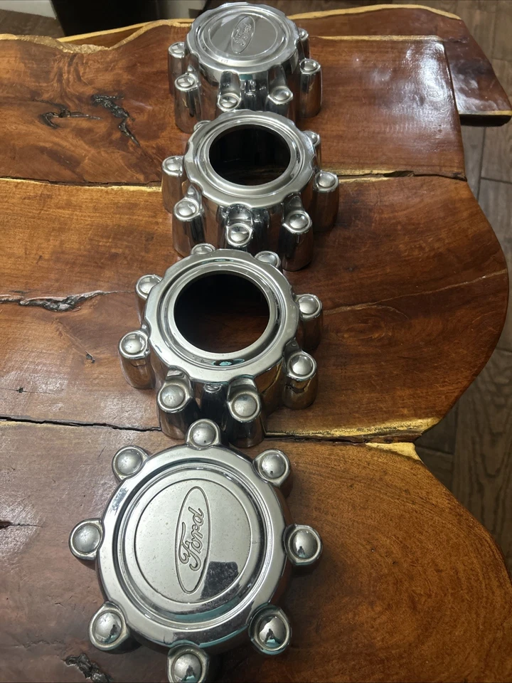 Tapas centrales Ford Super Duty OEM 1999-2005 F-250 F-350 F-450 F-550 ¡¡Excursión!!! Foto 3 de 4