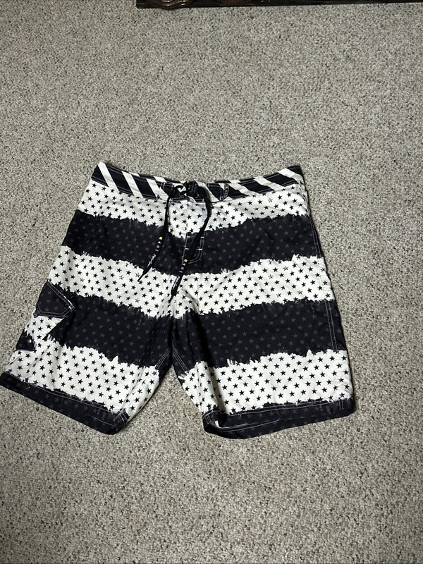 Maui and Sons Swim Trunks Beige With Black Stars 90s Retro Size 36