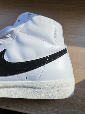 Nike BLAZER Neuwertig weinige Male getragen Turnschuhe Hoch Von 2023