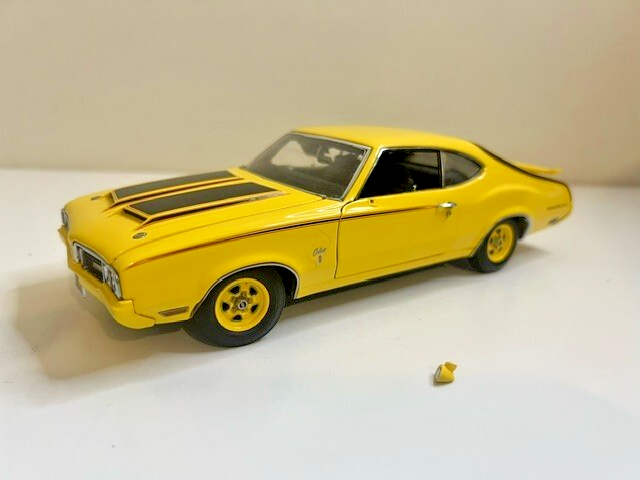 DANBURY MINT 1:24 1970 OLDSMOBILE RALLYE 350 COUPE DIE-CAST MODEL CAR #1841 #224