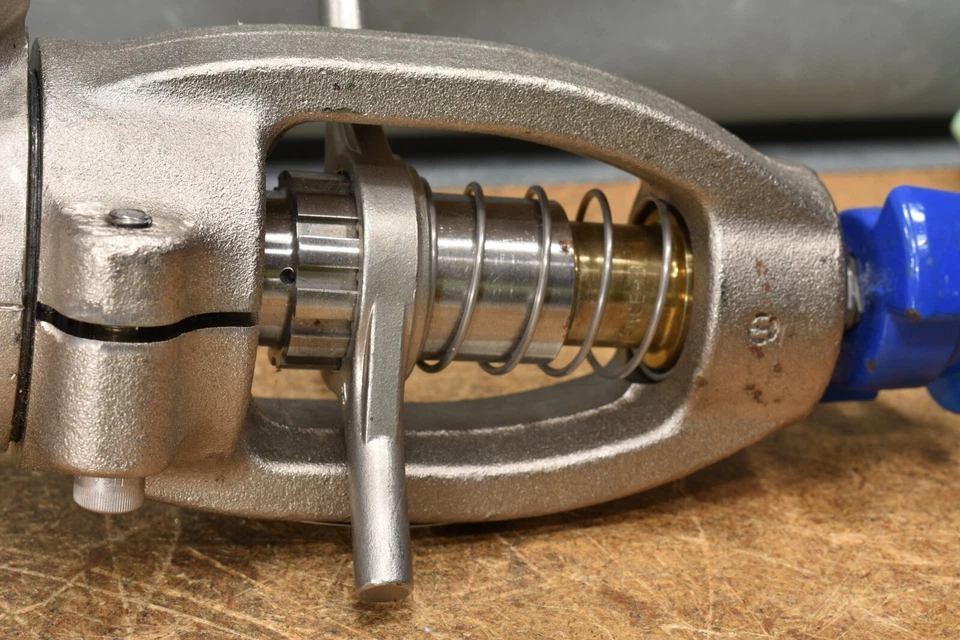 Conval 12G2CJ-F228J-STK10, 2" Steel Socket Weld Globe Valve, 5388 PSI, 2155. F22 - Image 4 of 4