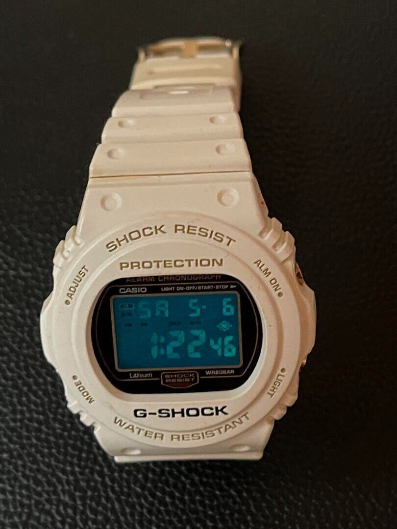 CASIO G-SHOCK 25th anniversary model DW-5725B watch watch CASIO G-SHOCK 25th anniversary model DW-5725B watch watch