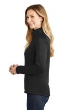 The North Face Women  s Tech 1/4-Zip Pullover   Lightweight   1125