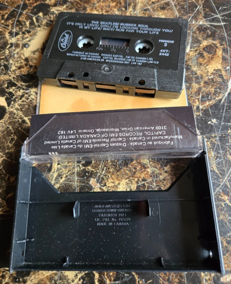 The Beatles Rubber Soul canadian cassette 1988 reissue 4XT-2442 - Image 4 of 4