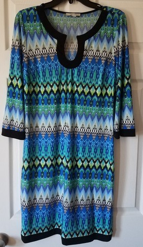 $69 NWT Sandra Darren Womens Printed Stretch Shift Dress Size M Medium