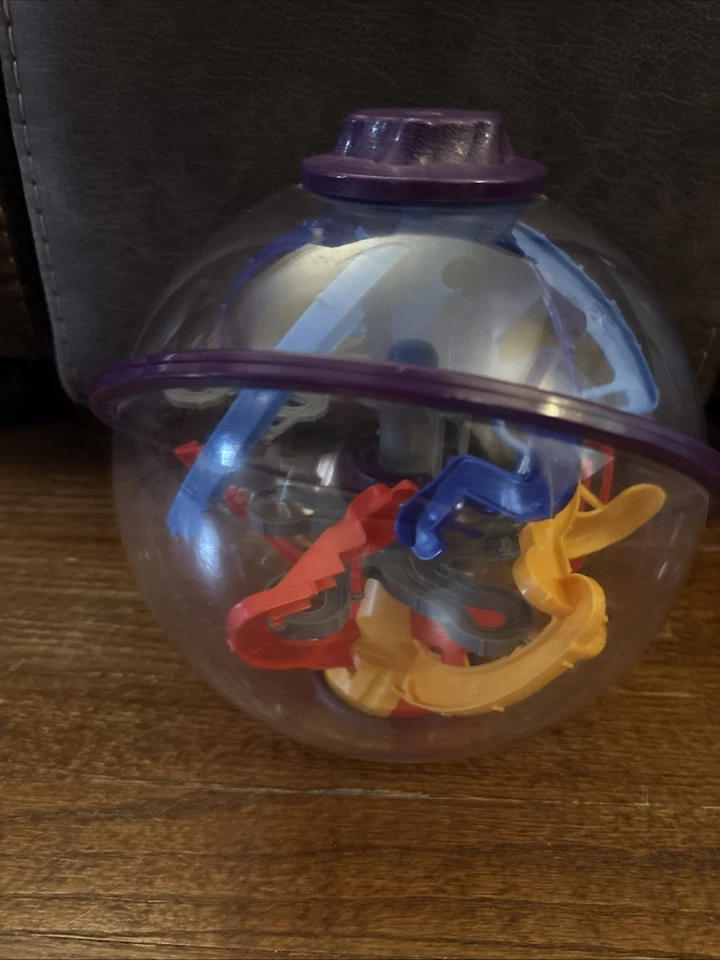 PERPLEXUS Twist 3D Maze Puzzle Ball Spin Master purple globe brain teaser.    B3 - Image 3 of 4