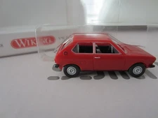 WIKING 0036 VOLKSWAGEN POLO I in RED model is PLASTIC - HO or 1:87 scale