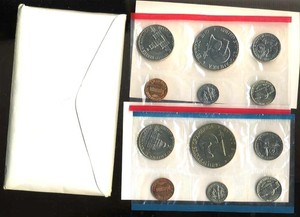 1976 P D MINT SET U.S PHILIDELPIA+DENVER Government Packaging OGP COIN PD#8725