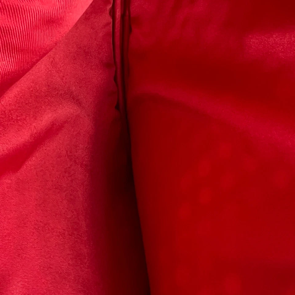 Funda para portátil Vera Bradley 11” X 9” acolchada diseño floral negra y rosa Foto 4 de 4