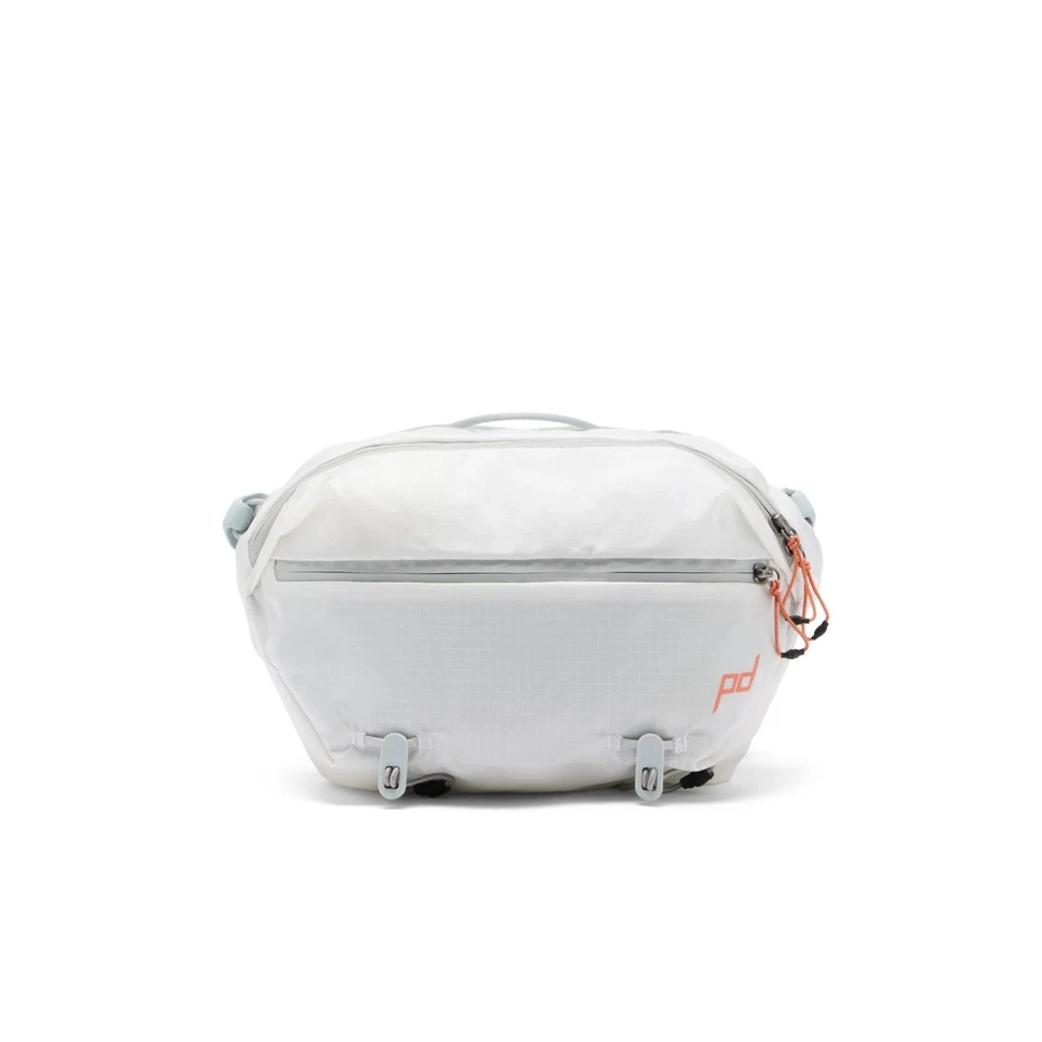 Peak Design Outdoor Sling Bag (7L, Cloud) - Image 2 of 4