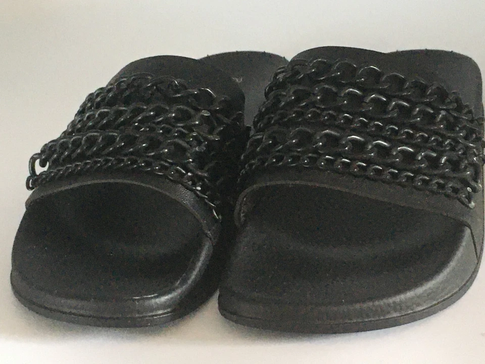 Sandalias planas de bambú negras para mujer talla 7 M tacón de mula punta abierta cadenas negras NUEVAS Foto 2 de 4