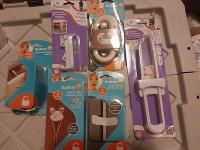 Safety 1st LOT of Drawer and Cabinet Latches, Door Lever Blocks