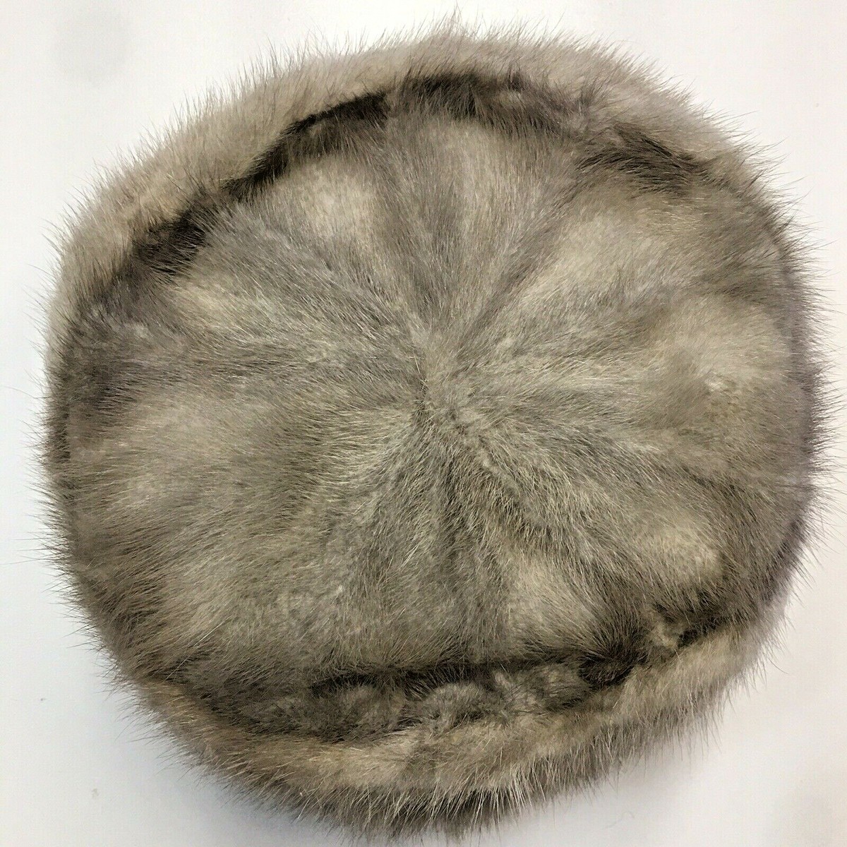 Siberian Fur Store Hong Kong Women display picture 1