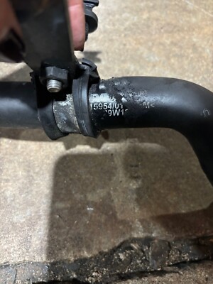 OEM Paccar MX-13 Molded Hose Assembly with Bracket 1821552 2118305