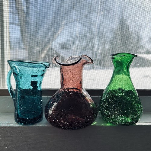 VTG MCM Lot Of 3 Crackle Glass Colorful Handblown Art Glass Mini Pitchers/Vases - Picture 21 of 21