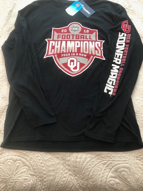 T shirt manica lunga nera OU Football Champions "Quattro in fila" 2018 L nuova con etichetta