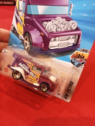 Hot Wheels Treasure Hunt HW Metro Mailed It! 3/5 - Picture 5 of 6