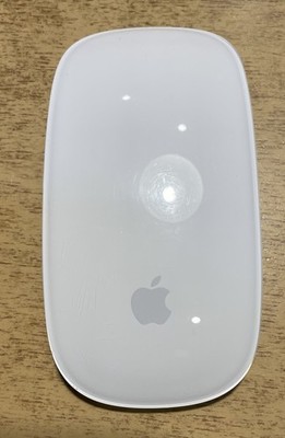 Apple A1296 Optical Wireless Bluetooth Maus in sehr gutem Zustand